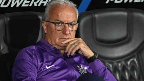 Corinthians vai ao mercado por reforços.