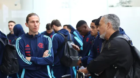 José Boto em conversas com Filipe Luís. Foto: Gilvan de Souza/Flamengo
