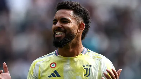 Manchester United e Leeds United disputam a contratação do meio-campista brasileiro Douglas Luiz, da Juventus, avaliado em 30 milhões de libras. (Foto: IMAGO / Goal Sports Images)