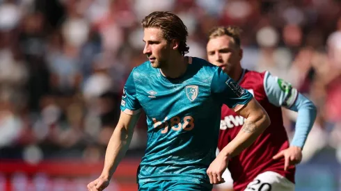 O Paris Saint-Germain está em estágio avançado nas negociações com o Bournemouth para contratar o zagueiro Illya Zabarnyi. (Foto de Julian Finney/Getty Images)