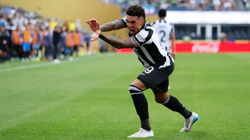 Igor Jesus marca pelo Botafogo no Mundial