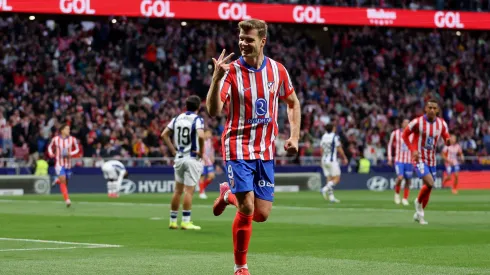 Sorloth em campo pelo Atlético de Madrid