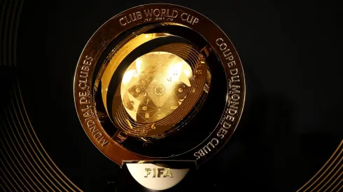Troféu do Mundial de Clubes da FIFA. (Photo by Luke Hales/Getty Images)