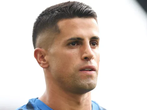 Deco aprova retorno de Cancelo e inicia negociações