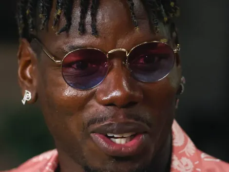 Pogba se emociona ao assinar com o Monaco