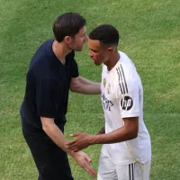 Alexander-Arnold se destaca como ala no Real Madrid e diz: “Xabi ainda jogaria hoje”