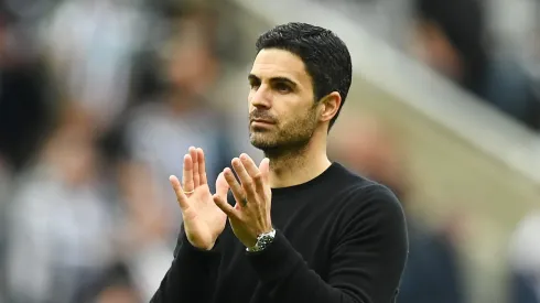 Arsenal encaminha a contratação de Cristhian Mosquera, do Valencia. (Michael Regan/Getty Images)