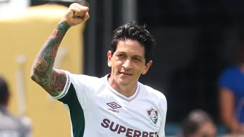 Germán Cano, com a camisa branca do Tricolor Carioca em Fluminense x Inter de Milão . (Photo by Michael Reaves/Getty Images)