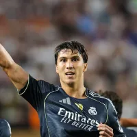 Nos braços de ídolos do Real Madrid: Gonzalo García faz Benzema e Raúl se renderem ao seu talento