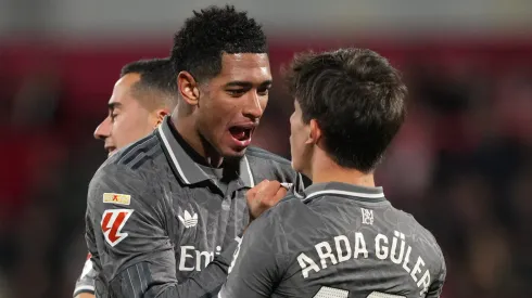 Arda Güler e Bellingham tem forte discussão durante Real Madrid X Juventus no Mundial de Clubes. (Photo by Alex Caparros/Getty Images)