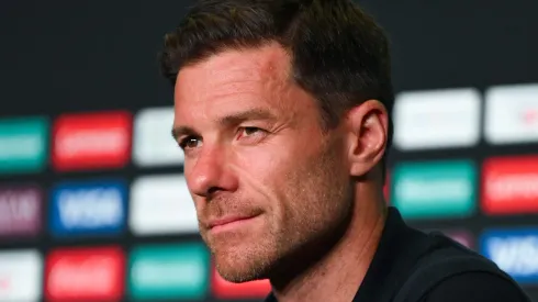 Xabi Alonso manda recado para Luis Enrique antes de PSG X Real Madrid e promete 'duelo tático'. (Photo by David Ramos/Getty Images)