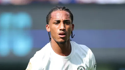 João Pedro se prepara pra enfrentar o PSG.