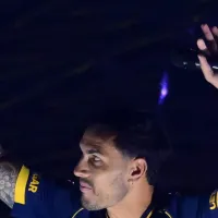 Boca Juniors apresenta Leandro Paredes como reforço em momento histórico para multidão apaixonada na Bombonera