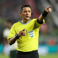 Árbitro da final do Mundial entre Chelsea e PSG é australiano nascido no Irã