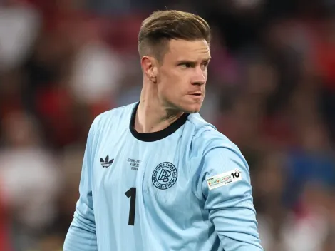 Hans Flick comunica Ter Stegen que ele não será mais o goleiro titular do Barcelona