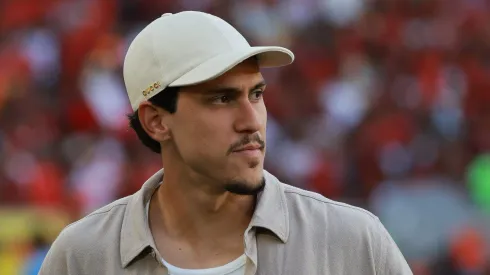 Jornalista sugere que Pedro, do Flamengo, poderia ser o reserva imediato de Lewandowski no Barcelona. (Photo by Wagner Meier/Getty Images)