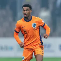 Ajax eleva preço de Jorrel Hato e pede R$ 446 milhões ao Chelsea para fechar negócio