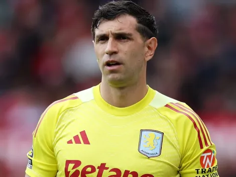 Manchester United negocia a contratação de Dibu Martinez