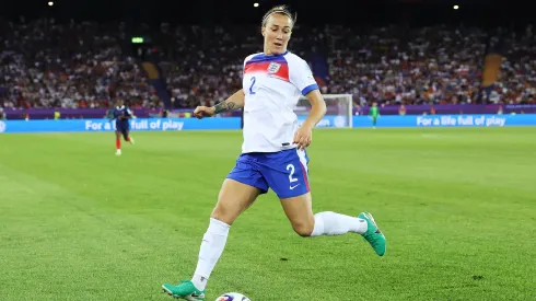 Capitã da Inglaterra fala sobre como as Lionesses tem se comportado na competição (Photo by Alexander Hassenstein/Getty Images)