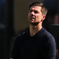 Piero Hincapié é oferecido ao Real Madrid e pode reencontrar Xabi Alonso após sucesso no Bayer Leverkusen