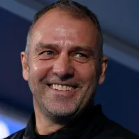 Hansi Flick, técnico do Barcelona, pode deixar até 10 jogadores fora da pré-temporada realizada na Ásia