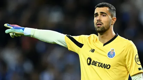 Com a saída de Ederson se aproximando, o Manchester City acelera as negociações por Diogo Costa, goleiro do Porto. (Photo by Octavio Passos/Getty Images)