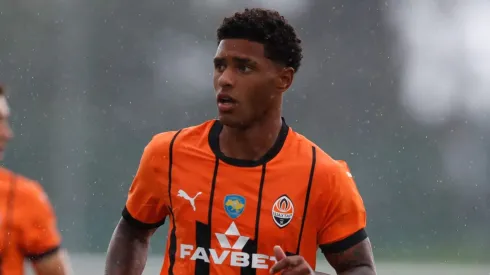 Flamengo tem interesse em Vinicius Tobias.