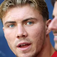 Manchester United busca venda de Hojlund para bancar a chegada de Benjamin Sesko