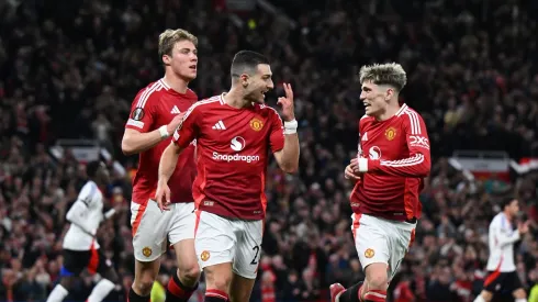 Manchester United topa emprestar Hojlund para se livrar do atacante. (Photo by Shaun Botterill/Getty Images)