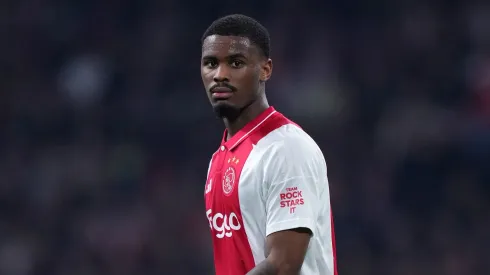 Arsenal entra na briga pela contratação de Jorrel Hato. Foto: Alex Bierens de Haan