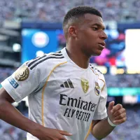 Real Madrid entrega camisa 10 para Kylian Mbappé e pode garantir bilhões de euros com a mudança