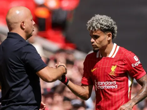 Arne Slot revela por que Luis Díaz não jogou contra o Milan