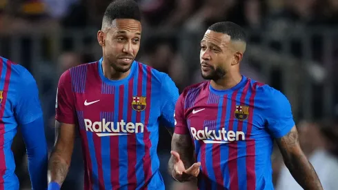 Barcelona surpreende e avalia o retorno de Aubameyang; Atacante já disse 'sim' para o acordo. (Photo by Alex Caparros/Getty Images)