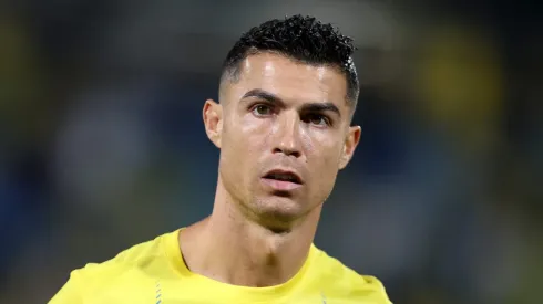 Cristiano Ronaldo solicita zagueiro do Barcelona para o Al-Nassr.