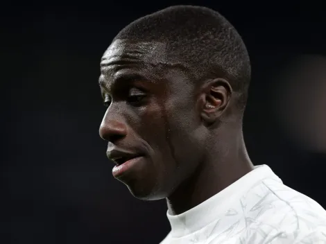 Mendy quer ficar e seus agentes o acham melhor que Carreras