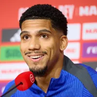 Ronald Araujo não deseja ser reserva e pode deixar o Barcelona caso perca espaço com Flick