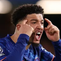 Jadon Sancho aceita reduzir salário pela metade para acertar com o Borussia Dortmund