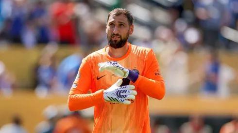 Donnarumma volta atrás e considera permanecer no PSG após ouvir proposta do Manchester United. (Photo by Buda Mendes/Getty Images)