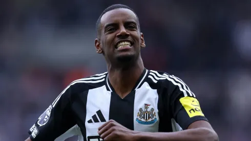 Alexander Isak, atacante do Newcastle e alvo do Liverpool (Photo by Alex Livesey/Getty Images)