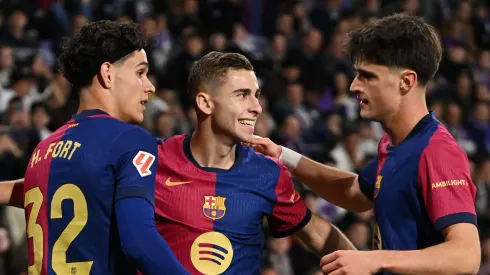 Barcelona é procurado pelo Paris FC para tratar sobre negócio por Héctor Fort. (Photo by Denis Doyle/Getty Images)