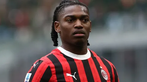 Barcelona pode perder Rafael Leão para o Manchester City em acordo de R$ 640 milhões (Photo by Marco Luzzani/Getty Images)