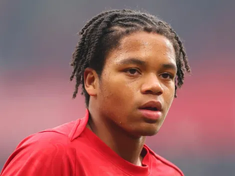 Rio Ngumoha faz golaço pelo Liverpool