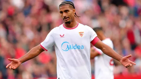 Loïc Badé não aceitou proposta do Bournemouth e agora interessa fortemente ao Sunderland – Foto: Getty