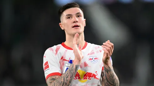 Šeško é alvo de corrida entre Newcastle e United, com os Magpies definindo prazo e os Red Devils subindo valor da proposta – Foto: Getty