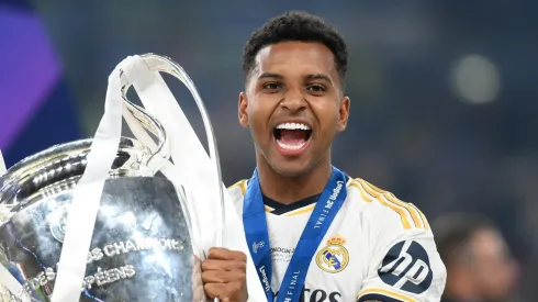 Real Madrid aceita trocar Rodrygo por Saliba e pode fechar acordo com o Arsenal (Photo by Justin Setterfield/Getty Images)