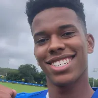 Torcida comenta anúncio de Estêvão no Chelsea e reage como provocação ao Palmeiras