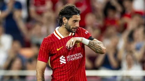 A temporada do Liverpool na Premier League terá início com ausências e desafios significativos. (Photo by Yu Chun Christopher Wong/Eurasia Sport Images/Getty Images)