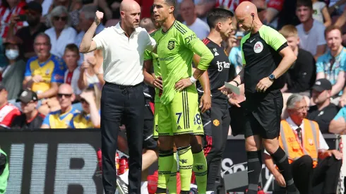 Ten Hag abre o jogo sobre relação com Cristiano Ronaldo (Photo by Steve Bardens/Getty Images)