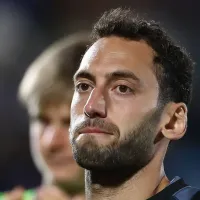 Al-Nassr avança nas negociações com a Inter de Milão pela contratação de Hakan Çalhanoglu