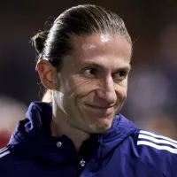 Filipe Luis adia conversas para renovar com o Flamengo em meio a interesse do Atlético de Madrid